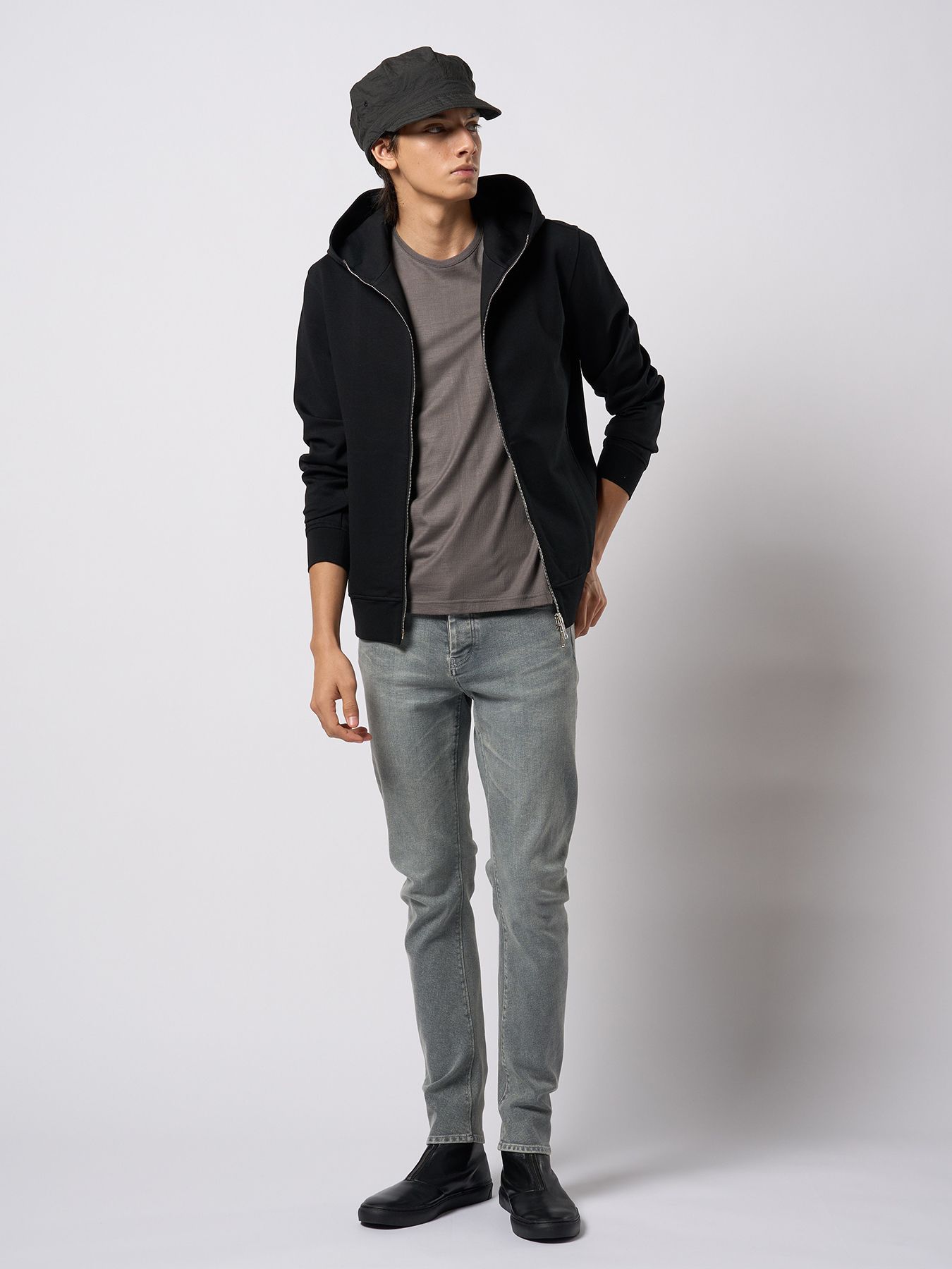 【予約品 9月23日(火) 締切】slim banana denim / スリムバナナデニム / アイスグレー