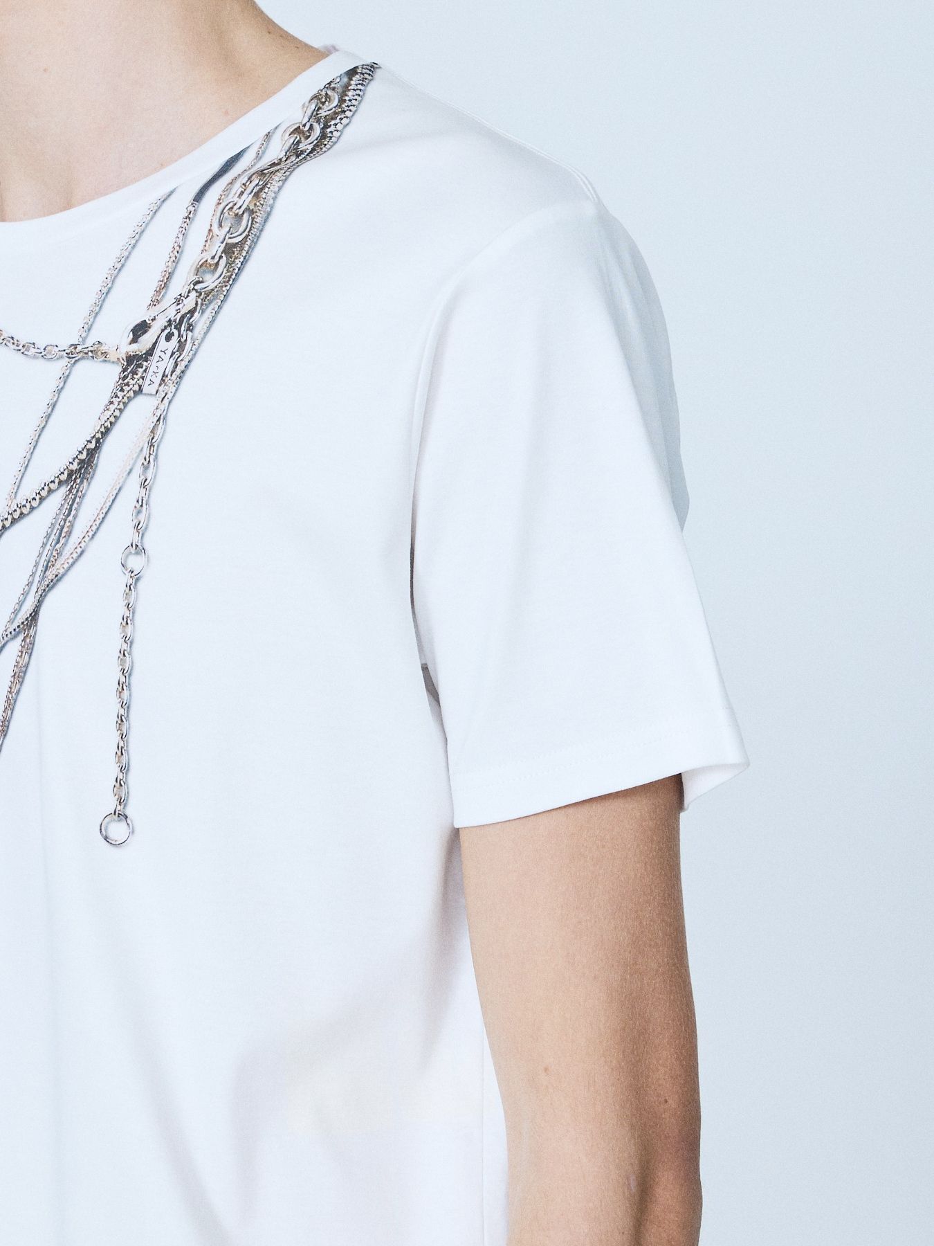 《YArKA × 5351》ネックレス プリント 半袖 Tシャツ / ホワイト【5351 POUR LES HOMMES】