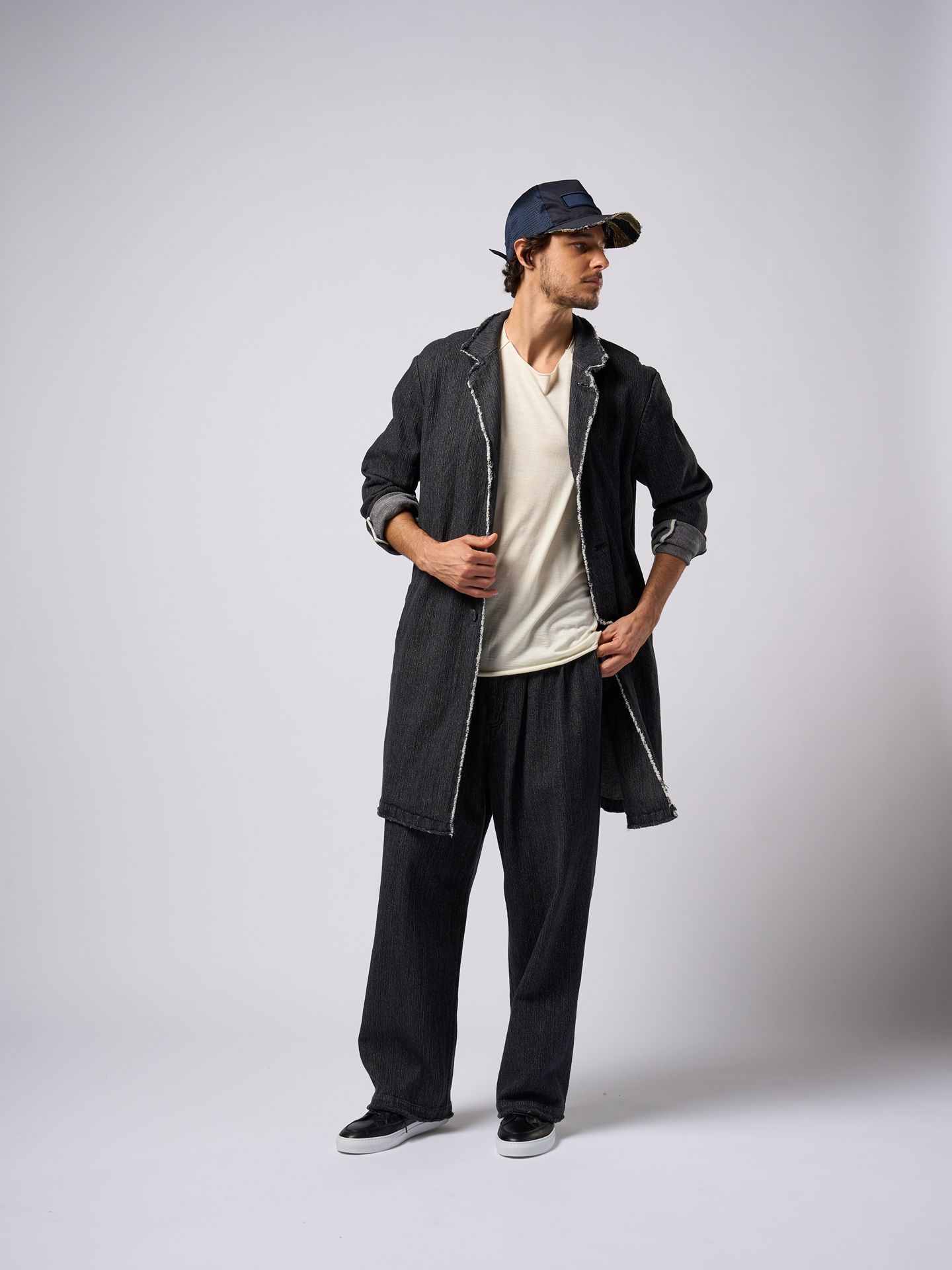 【予約品9月16日 10時締め】 2-tuck wide trousers / ワイドトラウザーズ / usedブラック