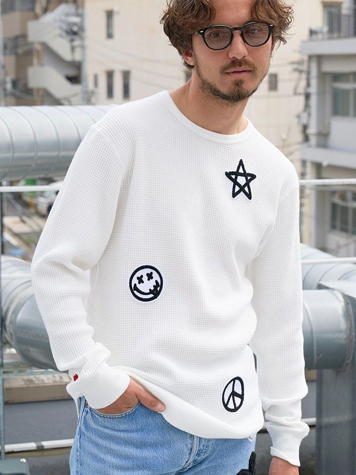 ヘビーウエイトコットンワッフル マルチサガラパッチラウンドヘムLS Tシャツ / ホワイト 【STUD MUFFIN(スタッドマフィン)】