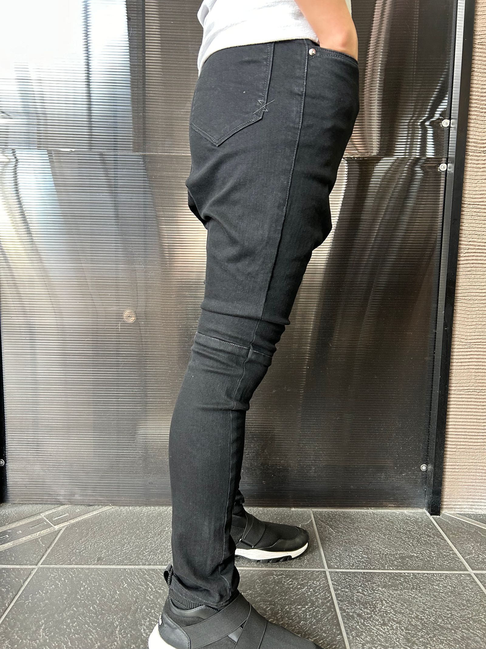 ys Yuji SUGENO - High Power Stretch Denim Semi Sarouel Pants / セミサルエルパンツ  /ウオッシュブラック | BRYAN