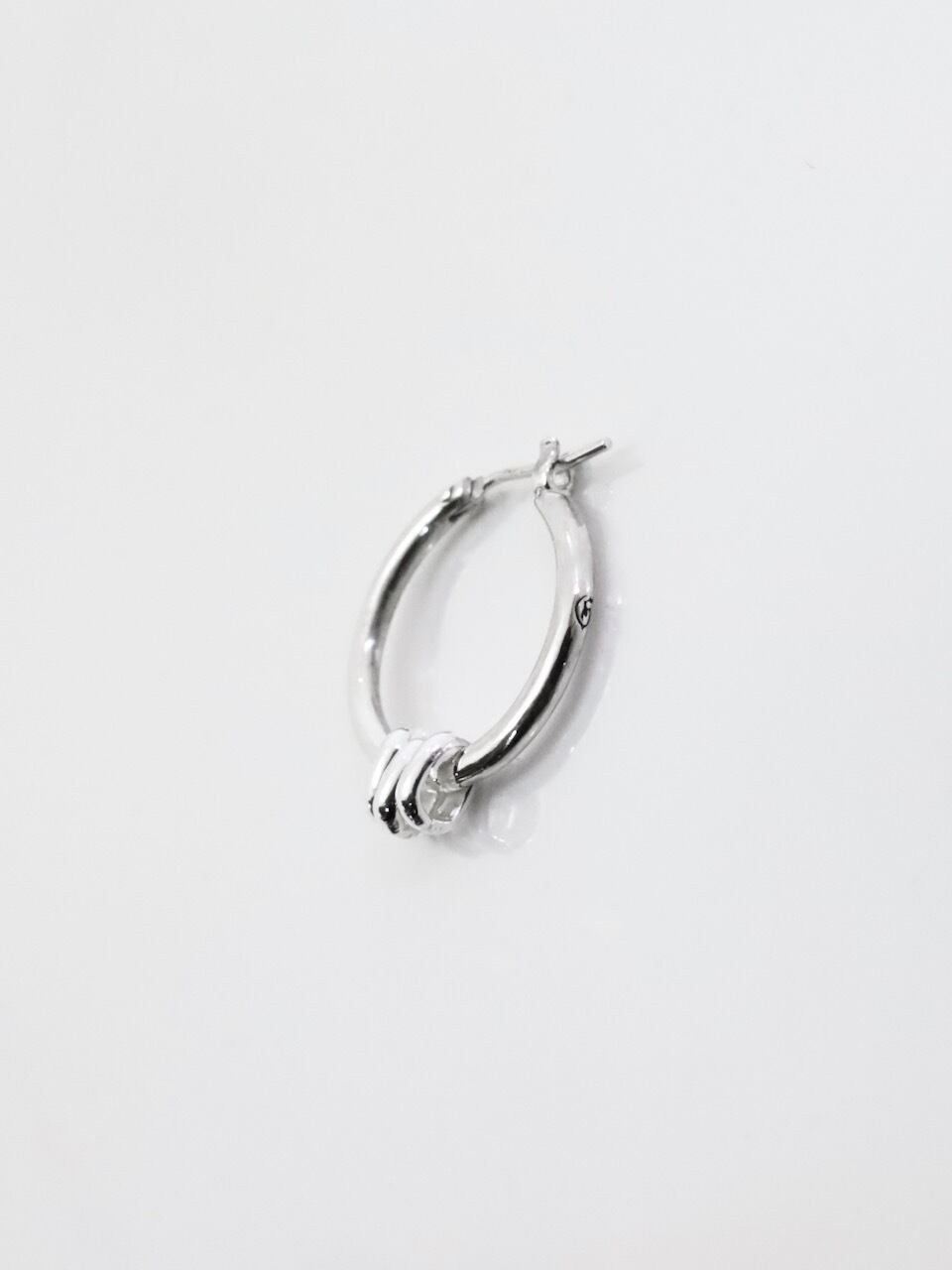 《受注生産》 CROSS THIN HOOP [LARGE] with OVAL / クロスシンフープピアス L ウィズ オーバル 【注文から2～3週間後入荷予定】