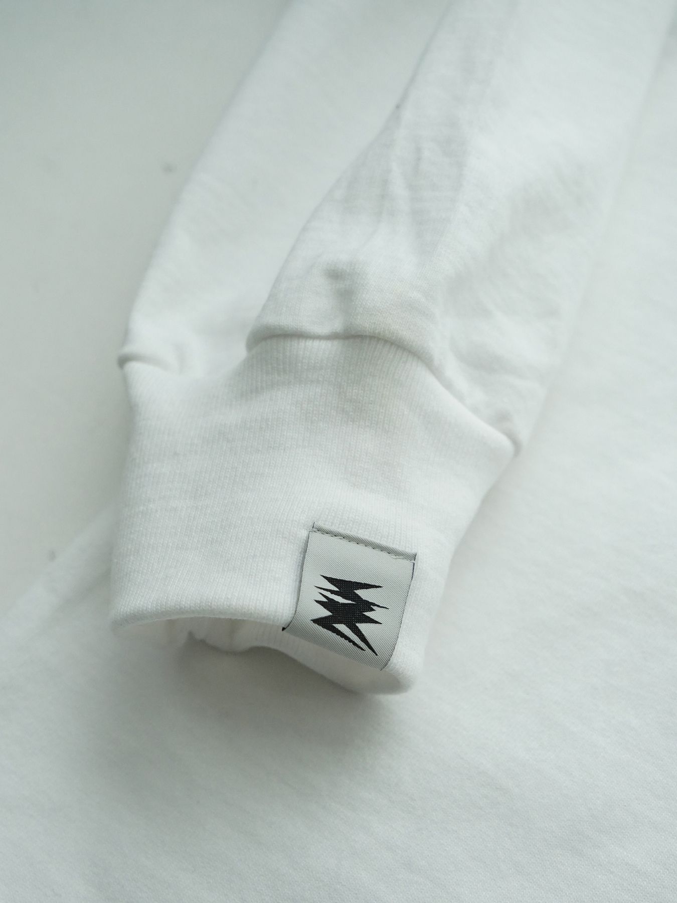 【予約品 10月26日(日) 締切】PRINTTEE-A long / ロゴプリントカットソー / WHITE