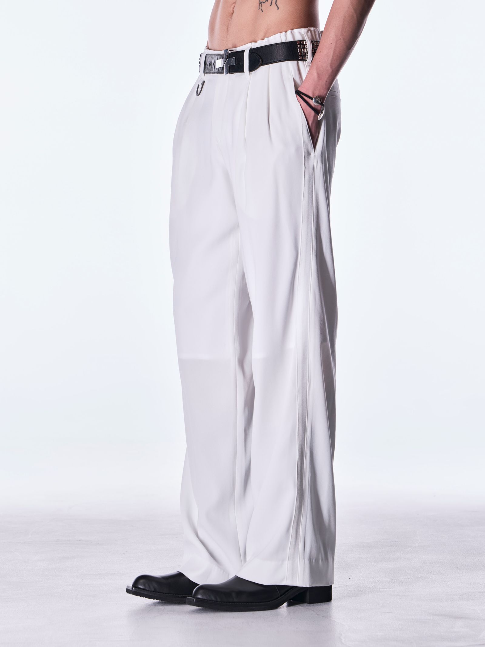 【予約品 6月29日(月) 締切】Back Satin Wide Slacks / ワイドスラックス / ホワイト