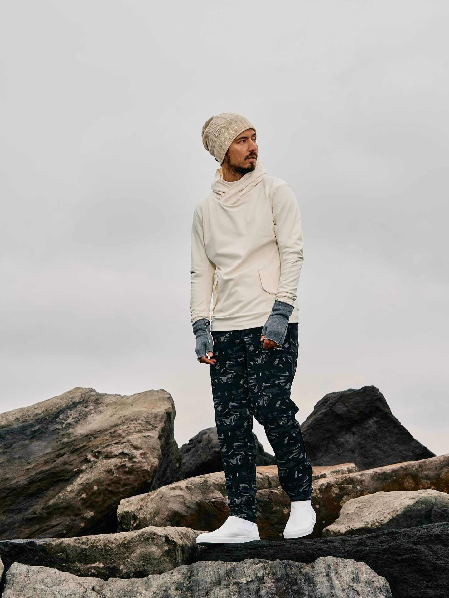 【予約品】 overlap hoodie / パーカー / ホワイト