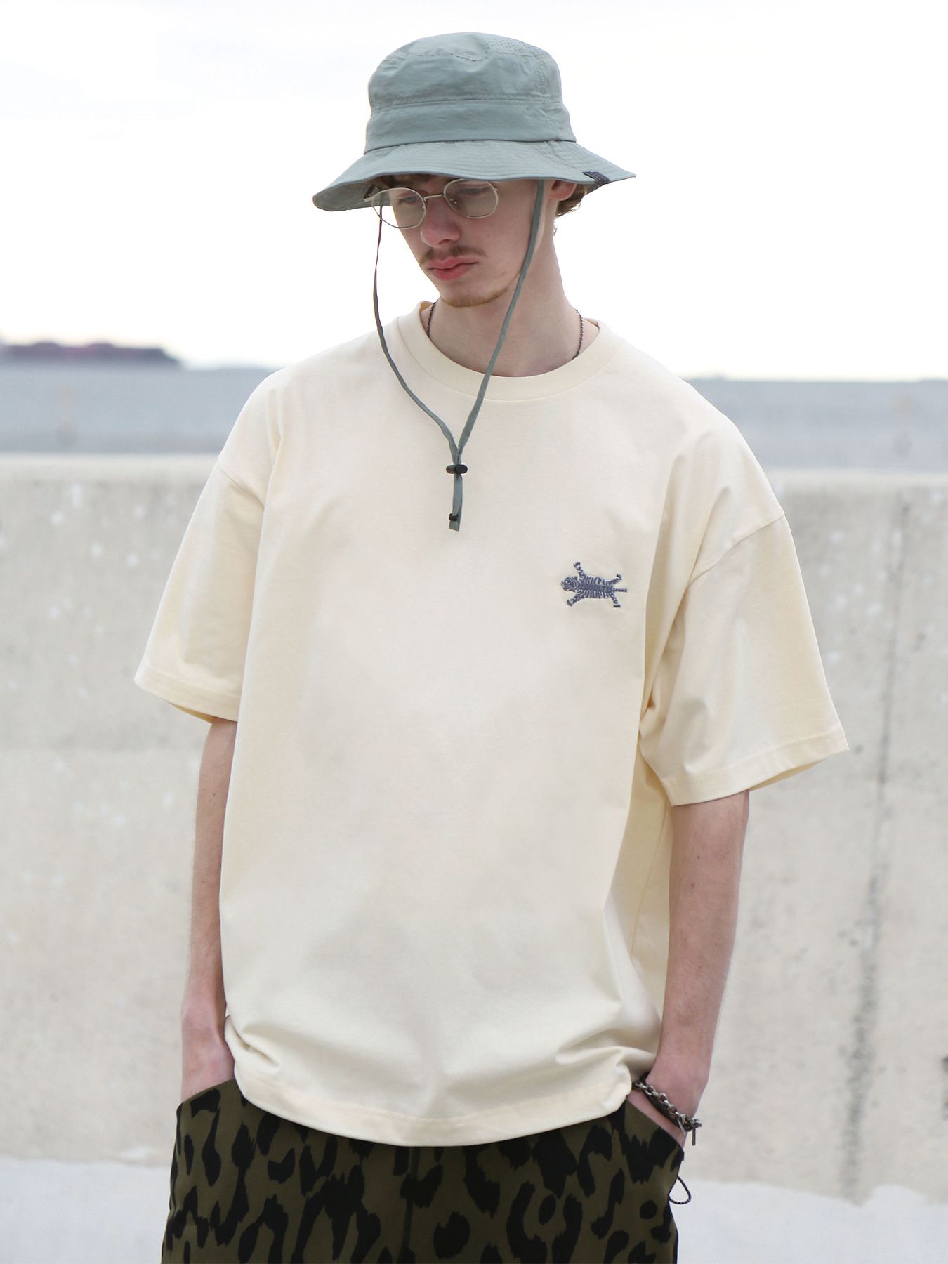 TIGRE-CORD TEE / 刺繍&プリントTシャツ / アイボリー【QUOLT】