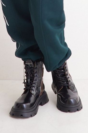 8 HOLE LACE UP BOOTS レースアップブーツ / BLACK 【BOY LONDON】