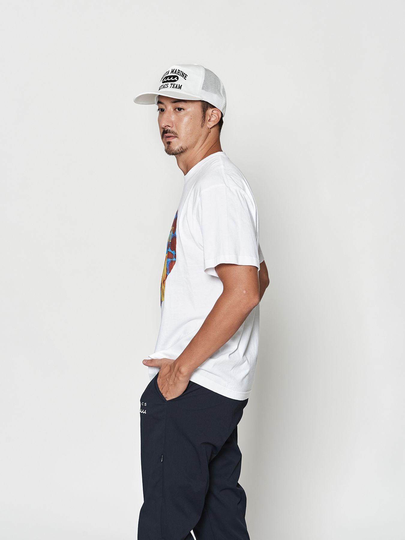 【予約品 10月9日(木) 締切】muta Heat Hibiscus Tee / Tシャツ / ホワイト【Acanthus × muta MARINE】