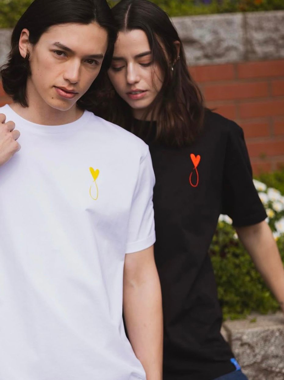 Tiphanie Tシャツ ブラック×レッド 半袖メゾンオノレ パリ