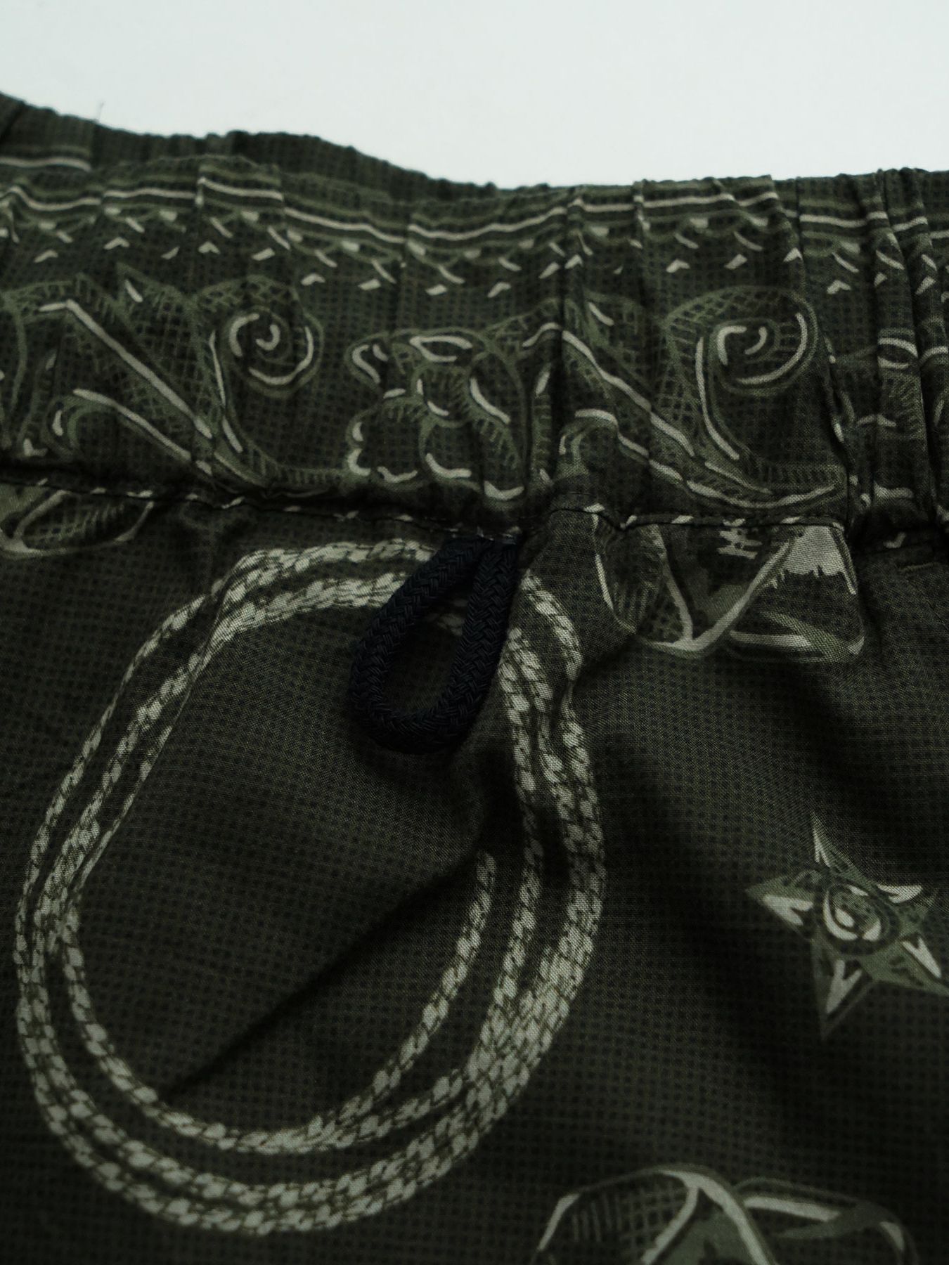 【予約品 11月23日(日) 締切】WESTERNBANDANA SHORTS / バンダナプリント ショーツ / CHARCOAL