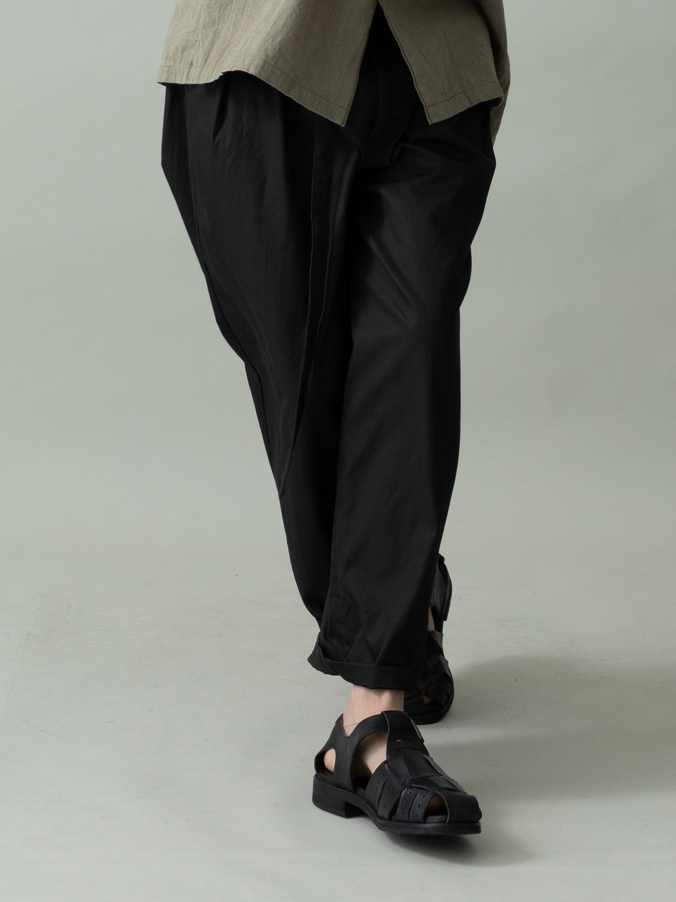 【予約品 2月1日(日) 締切】DRESSYEASE TRUSERS  gaba / ツータックイージートラウザーズ / ブラック