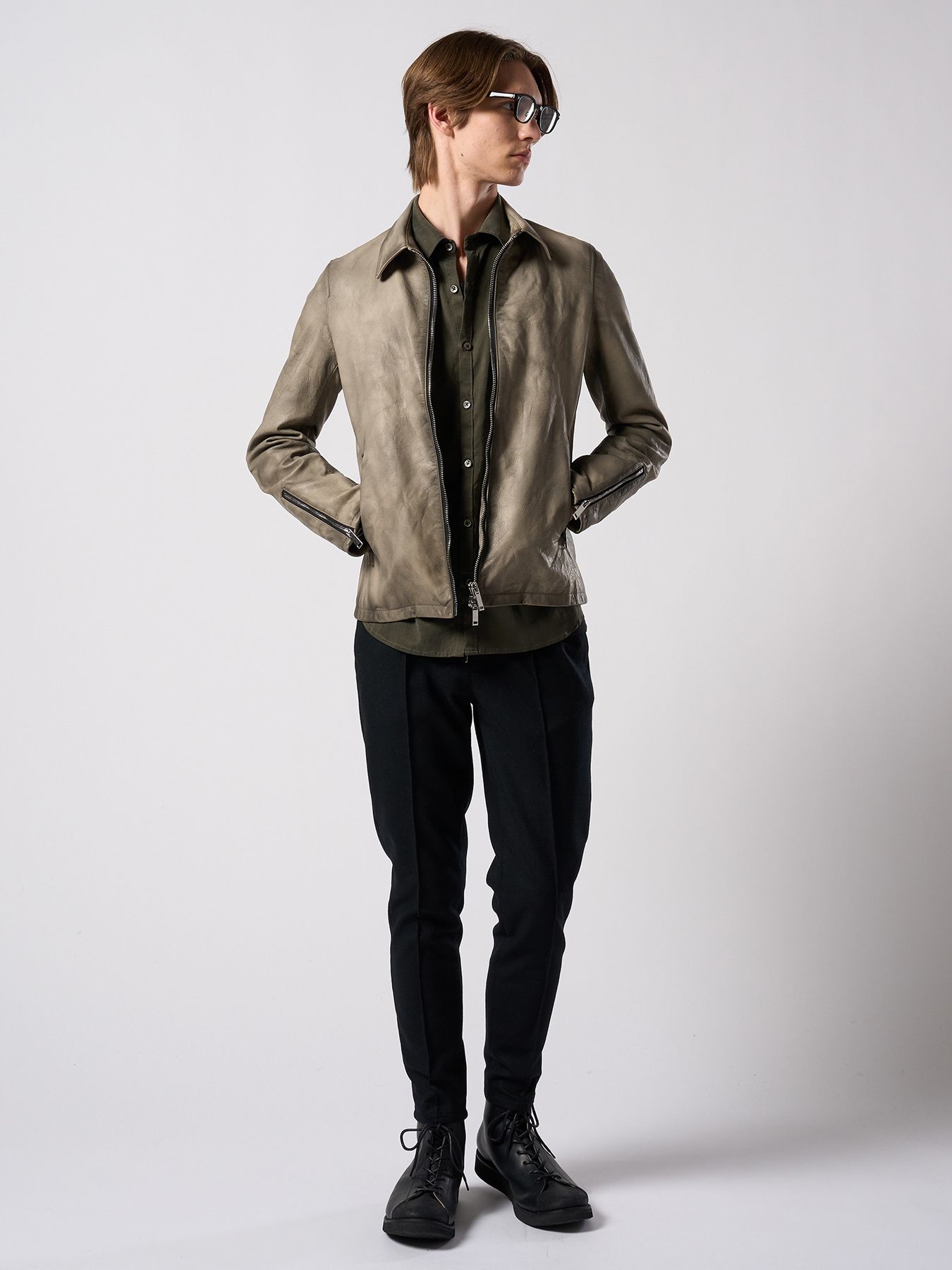 【予約品 4月19日(日) 18時締切】comfort pin-tuck slim slacks / コンフォート ピンタック スリムスラックス / ブラック