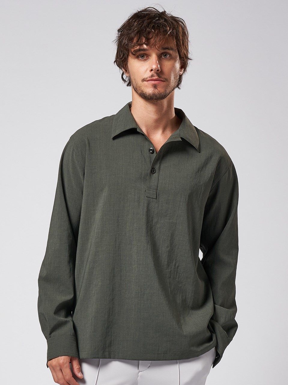 《予約品》 shirt pullover / プルオーバーシャツ / カーキ