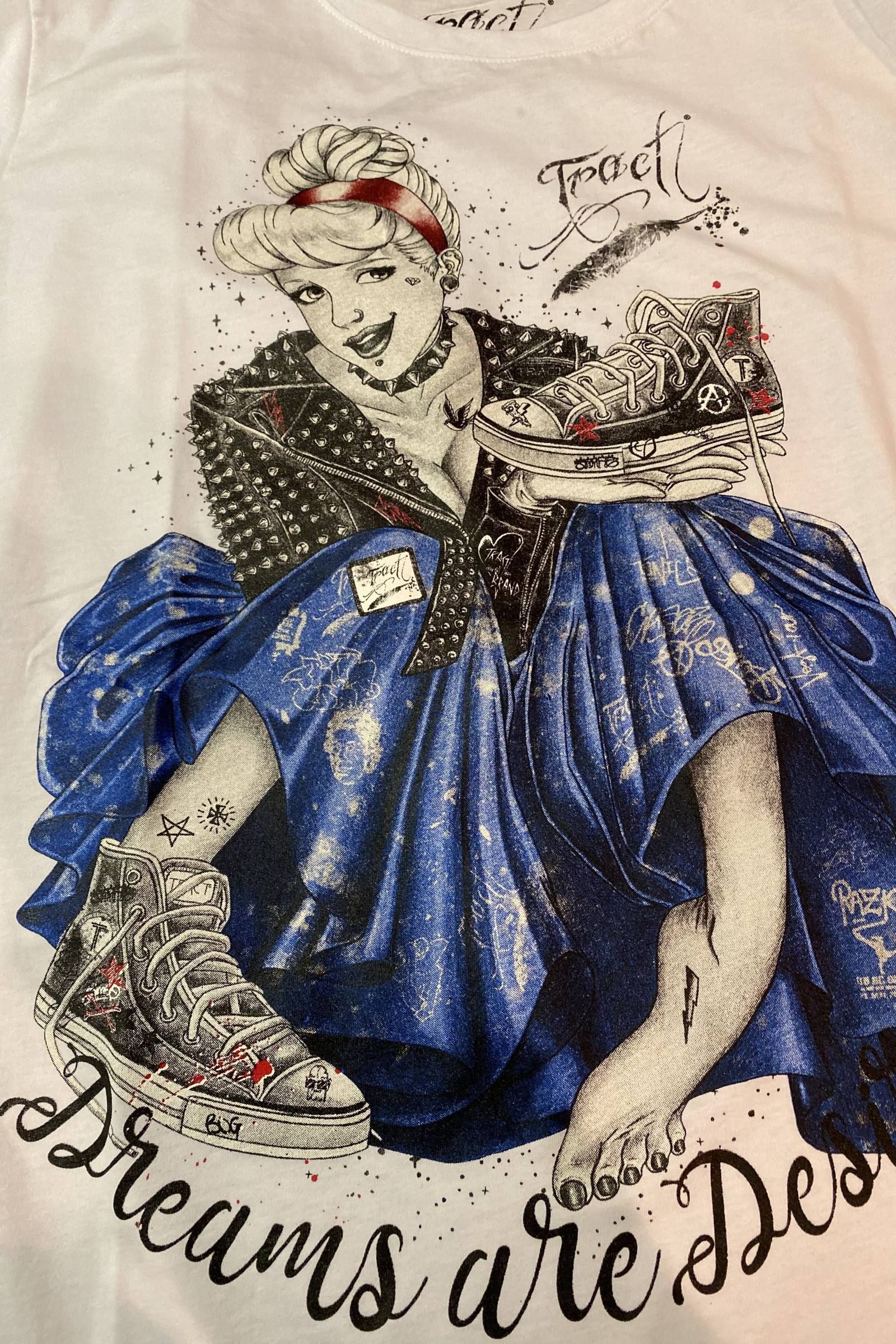 【Tract】シンデレラTシャツSTREET ROMANCE/WHITE×ブルー
