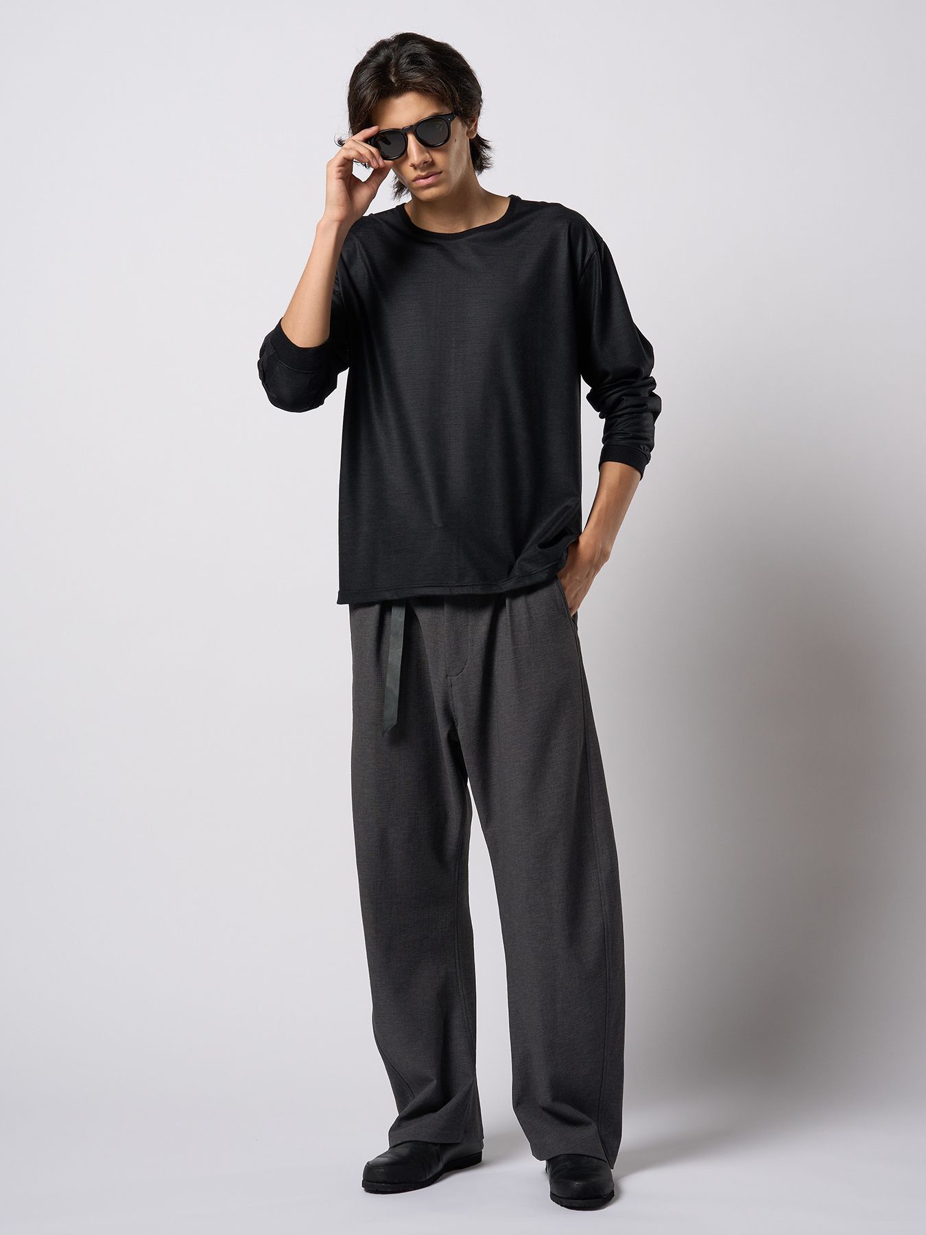 【予約品 9月23日(火) 締切】relax banana slacks / リラックス バナナスラックス / チャコール