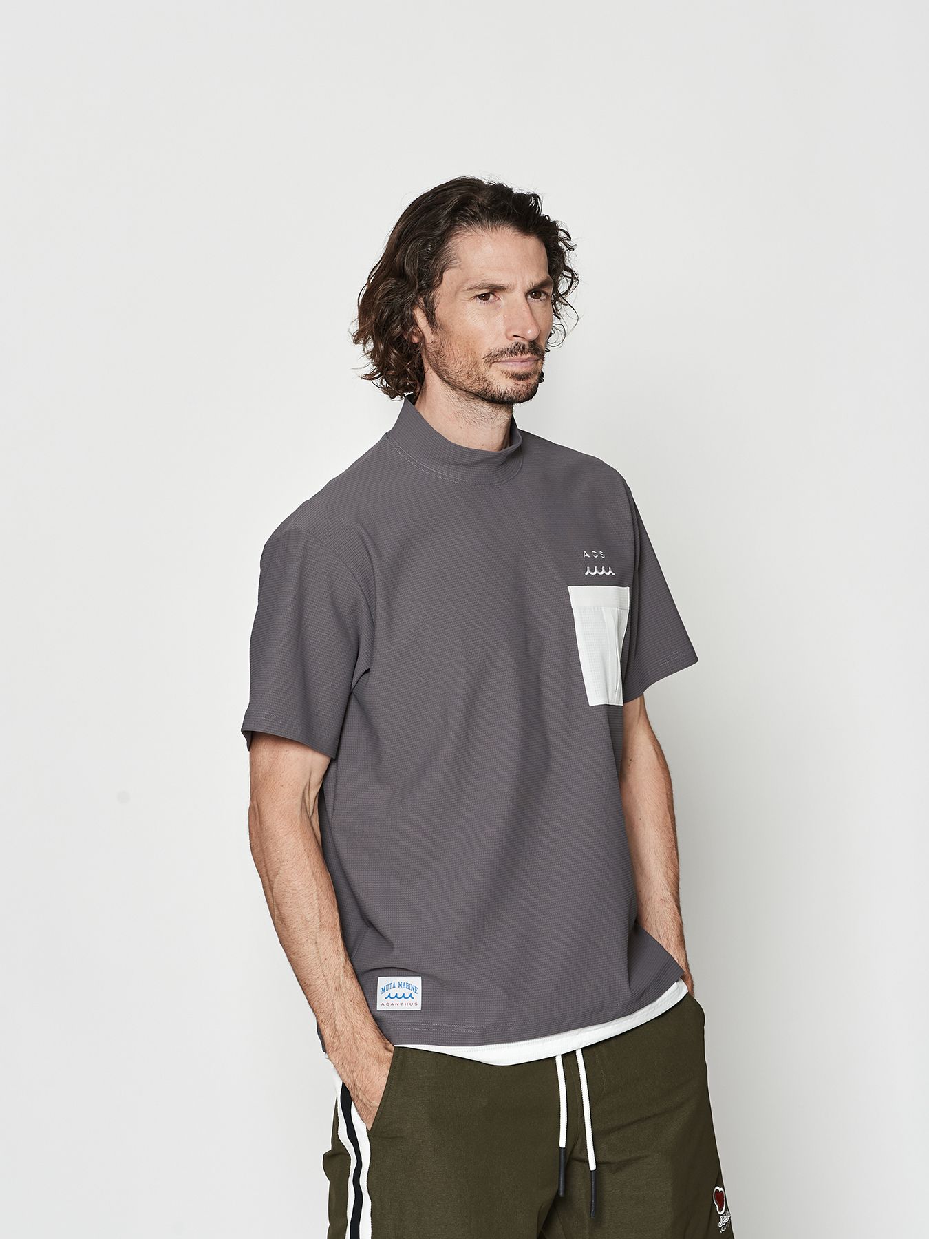 【予約品 10月9日(木) 締切】muta Mesh Mockneck S-S Top / モックネックTシャツ / グレー【Acanthus × muta MARINE】