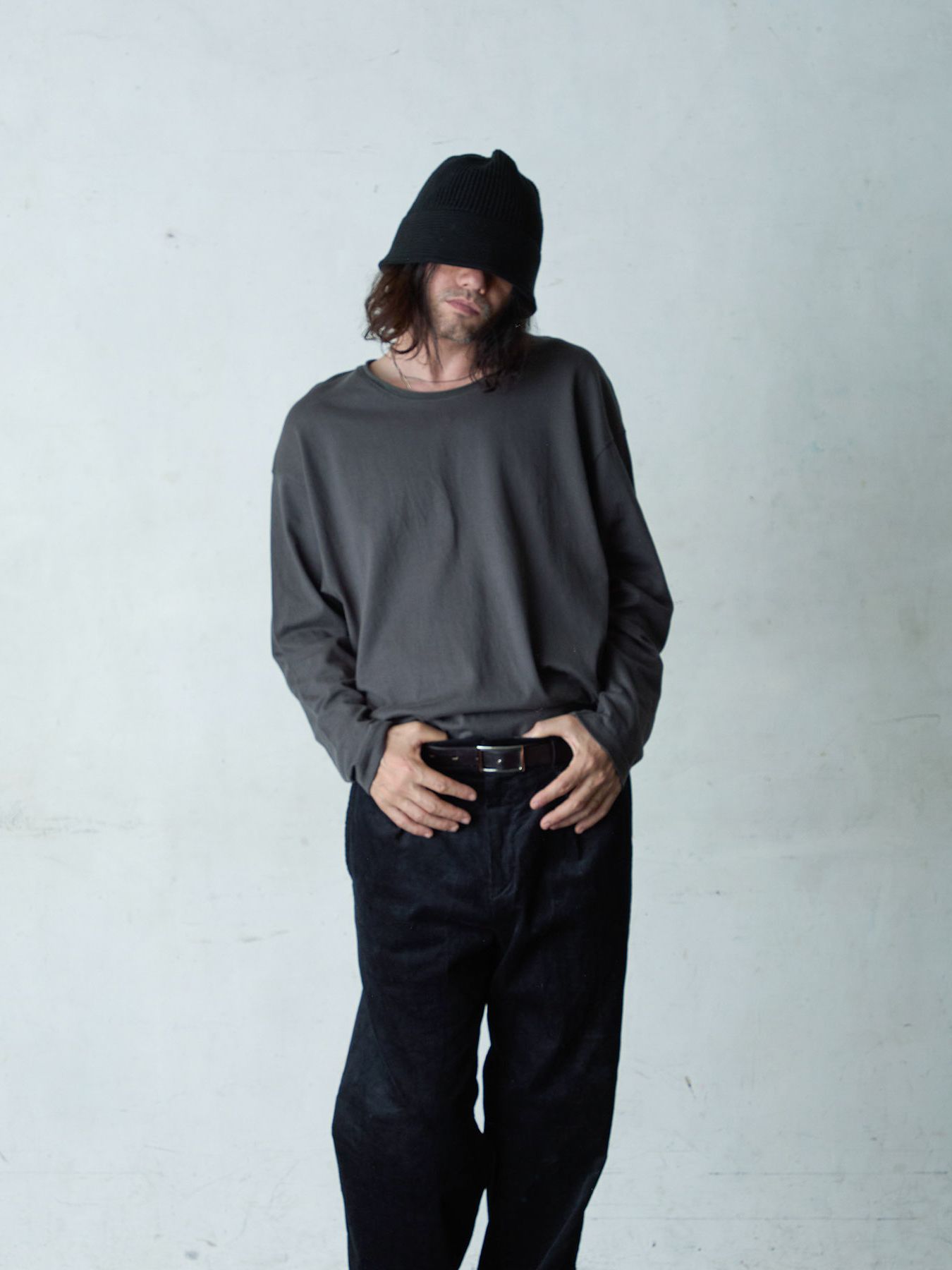 【予約品 5月27日(水) 締切】LONGCHILL / 長袖Tシャツ / チャコール