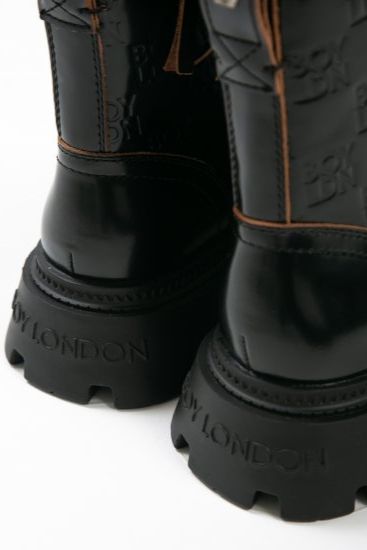 8 HOLE LACE UP BOOTS レースアップブーツ / BLACK 【BOY LONDON】