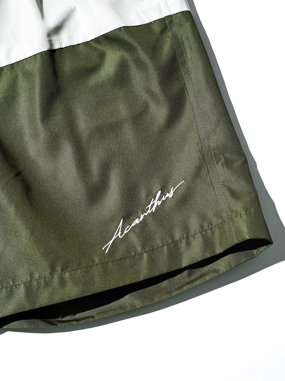 (予約品2023年10月19日18時締め) Light Shell Shorts / ショートパンツ / カーキ