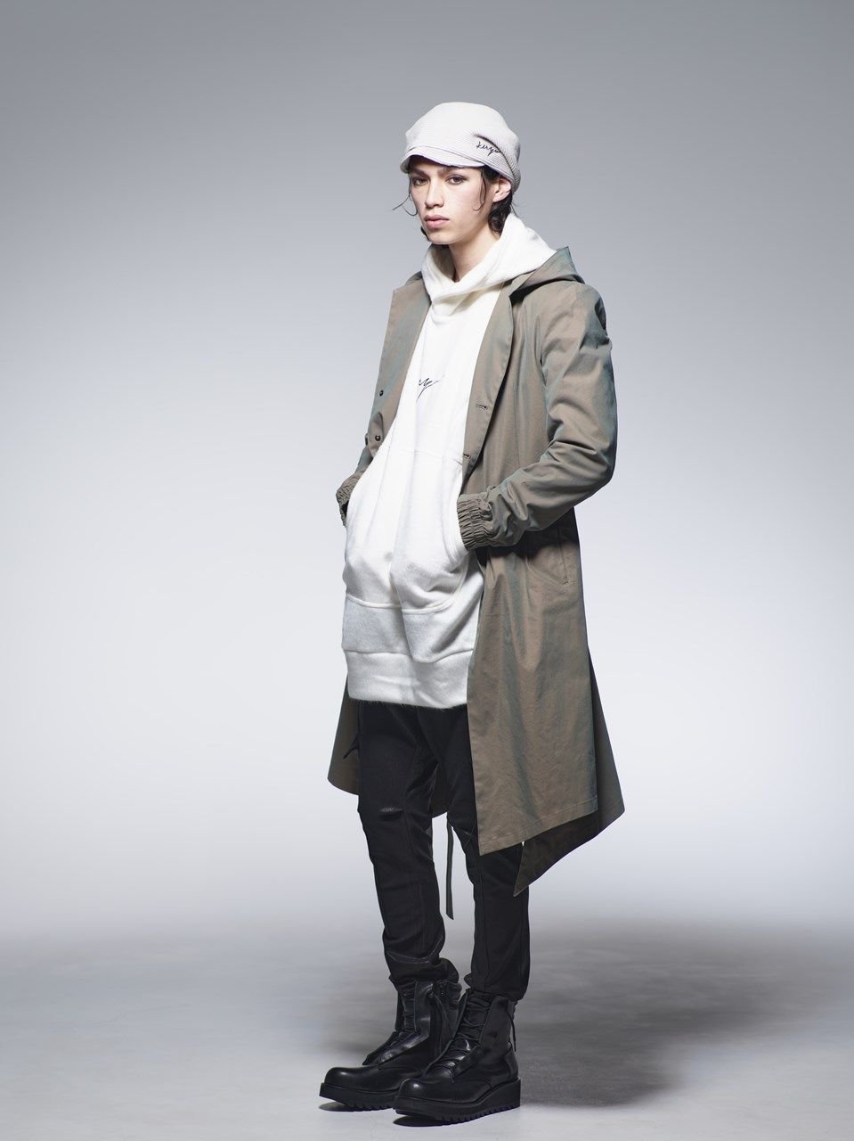 《予約品》 FlareHoodieCoat / フレアフードコート / カーキ 【kiryuyrik】 8月以降入荷予定