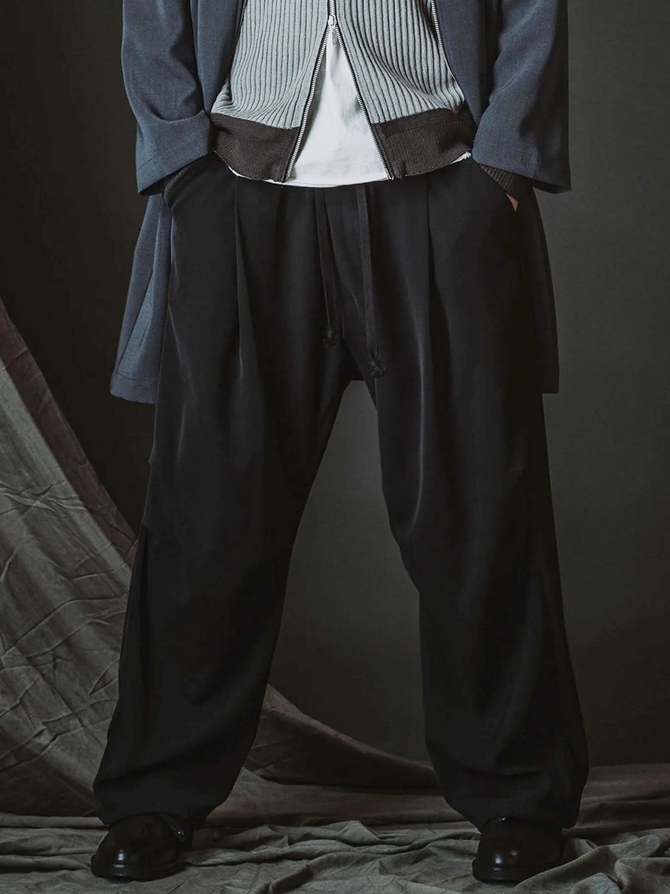 イージーバギーパラシュートトラウザーズ / ブラック【NO ID.】