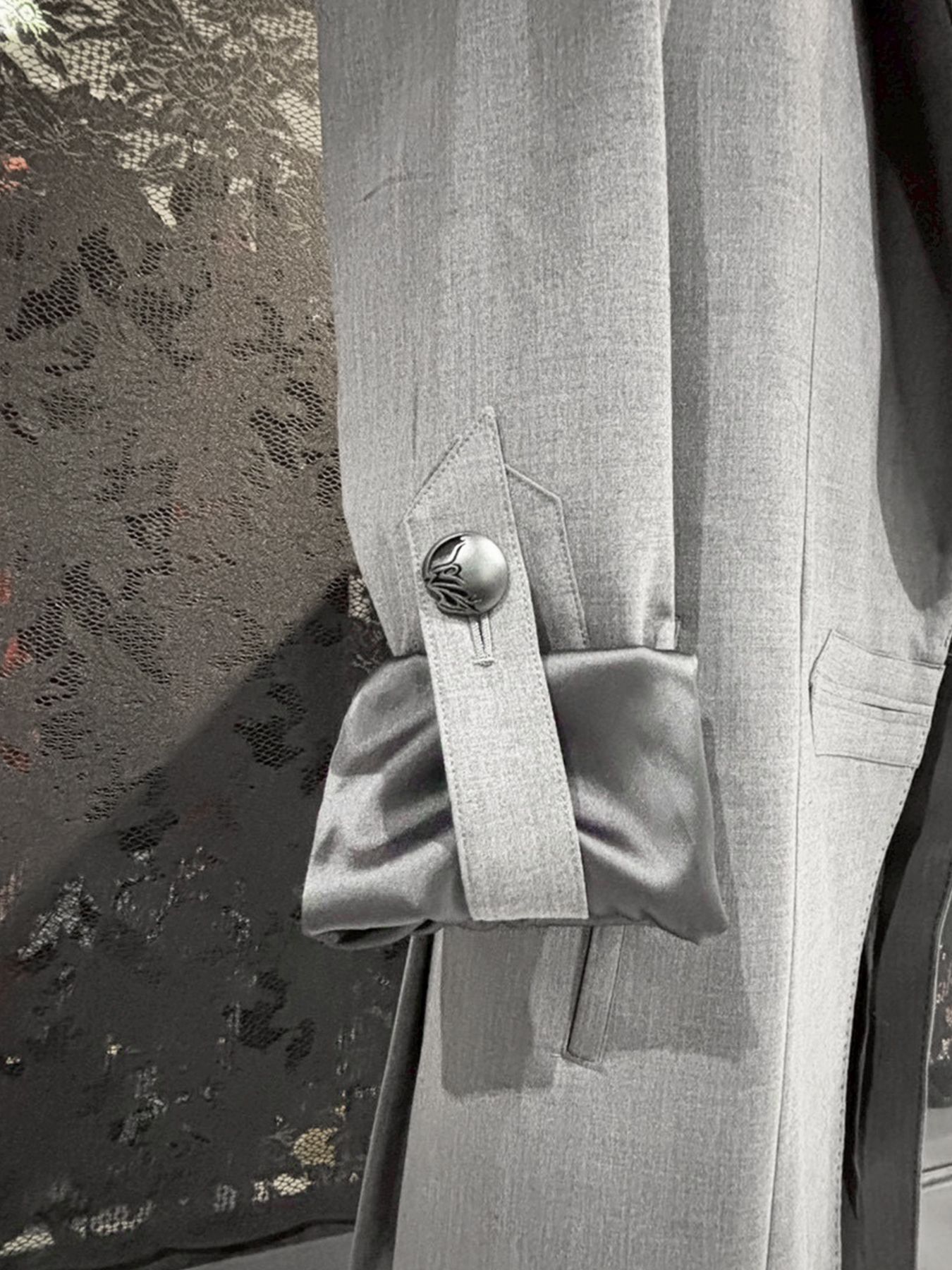 【予約品 1月4日(日) 締切】Goth Jacket / ゴスジャケットチェーン付きボタン  / グレー