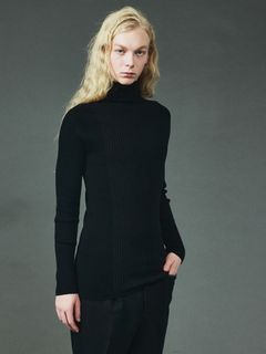 【定番的人気】ホールガーメント タートルネックニット 黒【5351 POUR LES HOMMES】