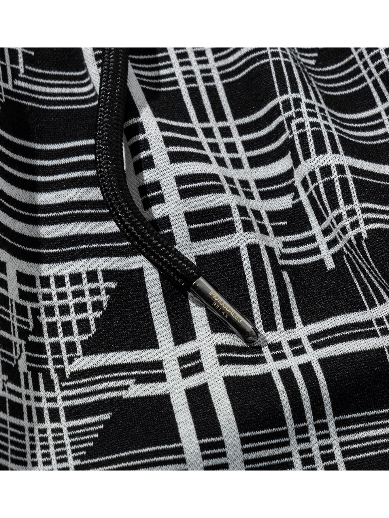 ジオメトリックスラックス / ブラック