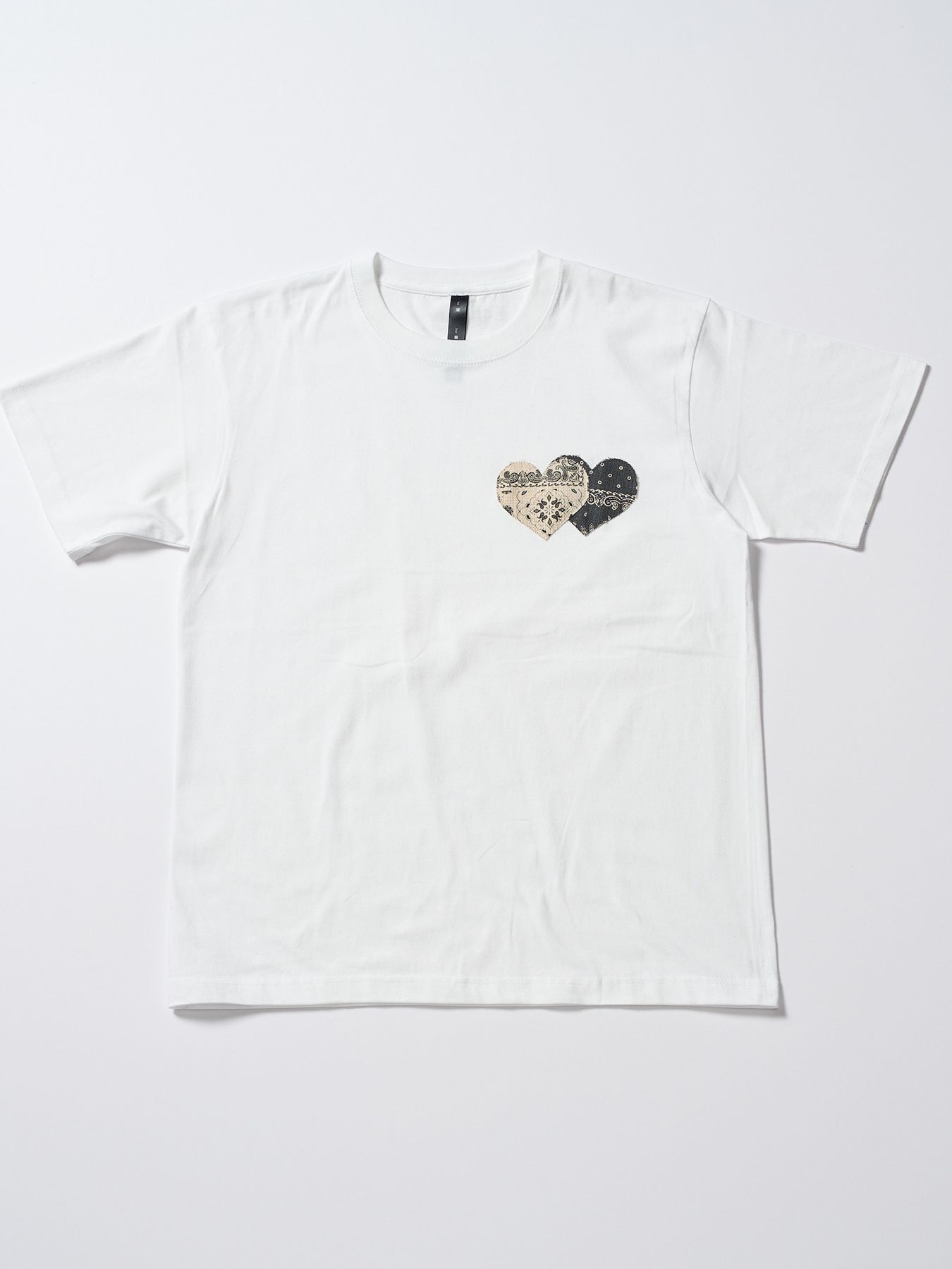 【予約品 1月25日(日) 締切】graphic-T collection：bandana panel heart T / バンダナパネル ハート Tシャツ / ホワイト×ブラック