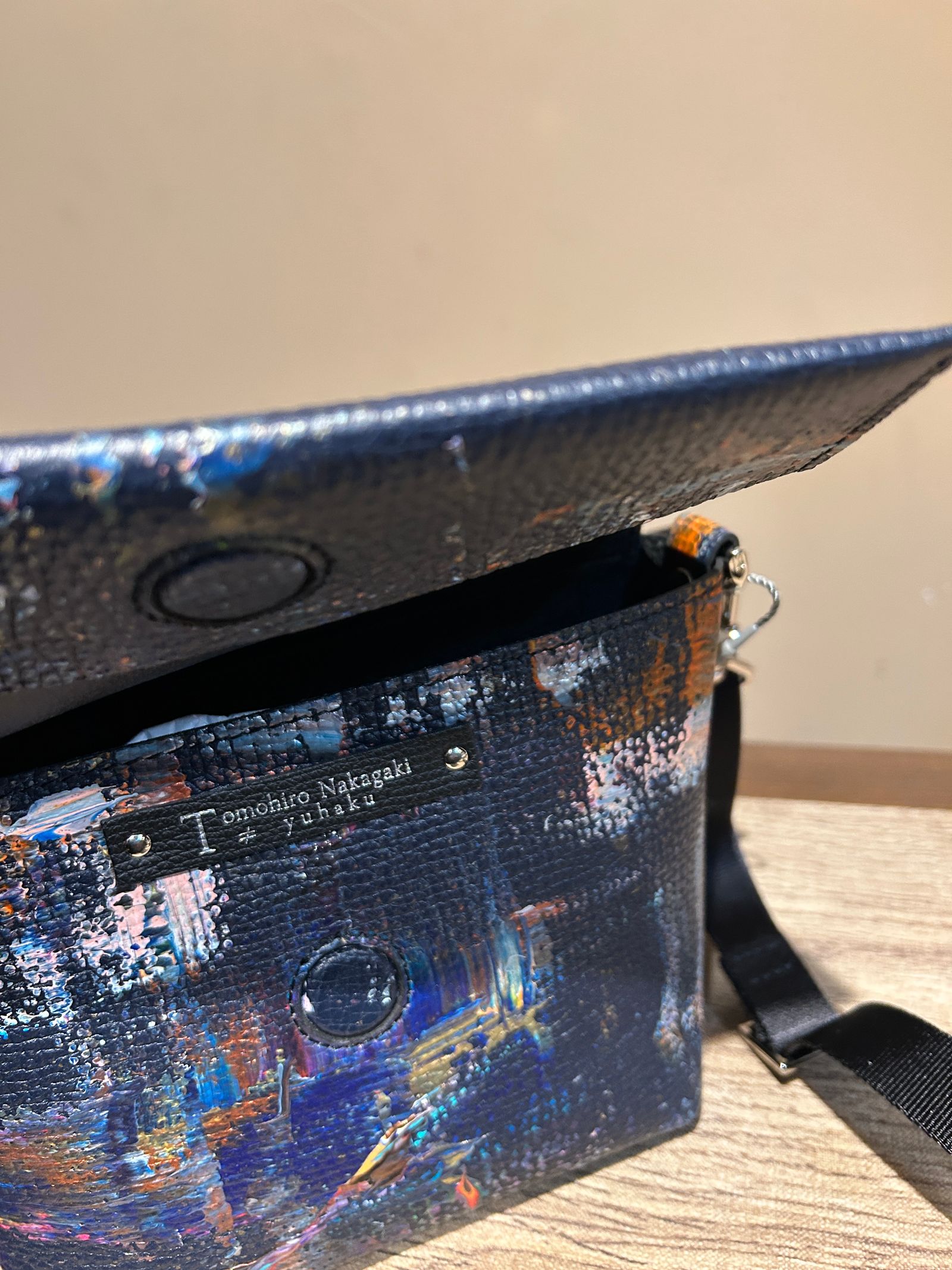 TNA040M ショルダーバッグ Mサイズ 限定1点物