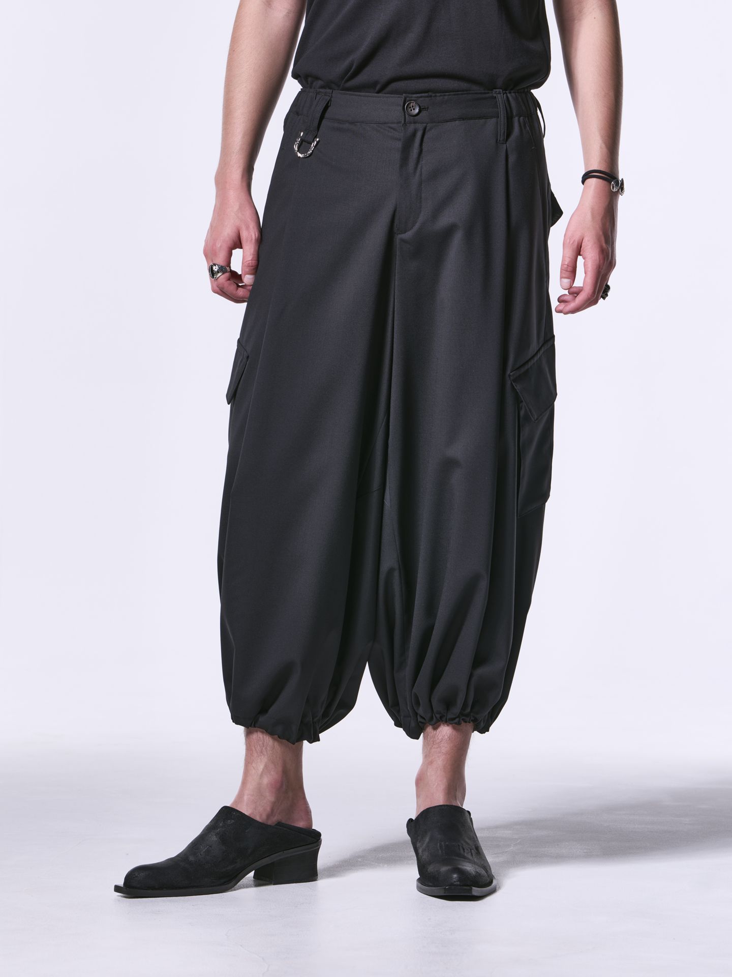 《予約品》 SharringWideTuckCargo / ワイドタックカーゴ / ブラック
