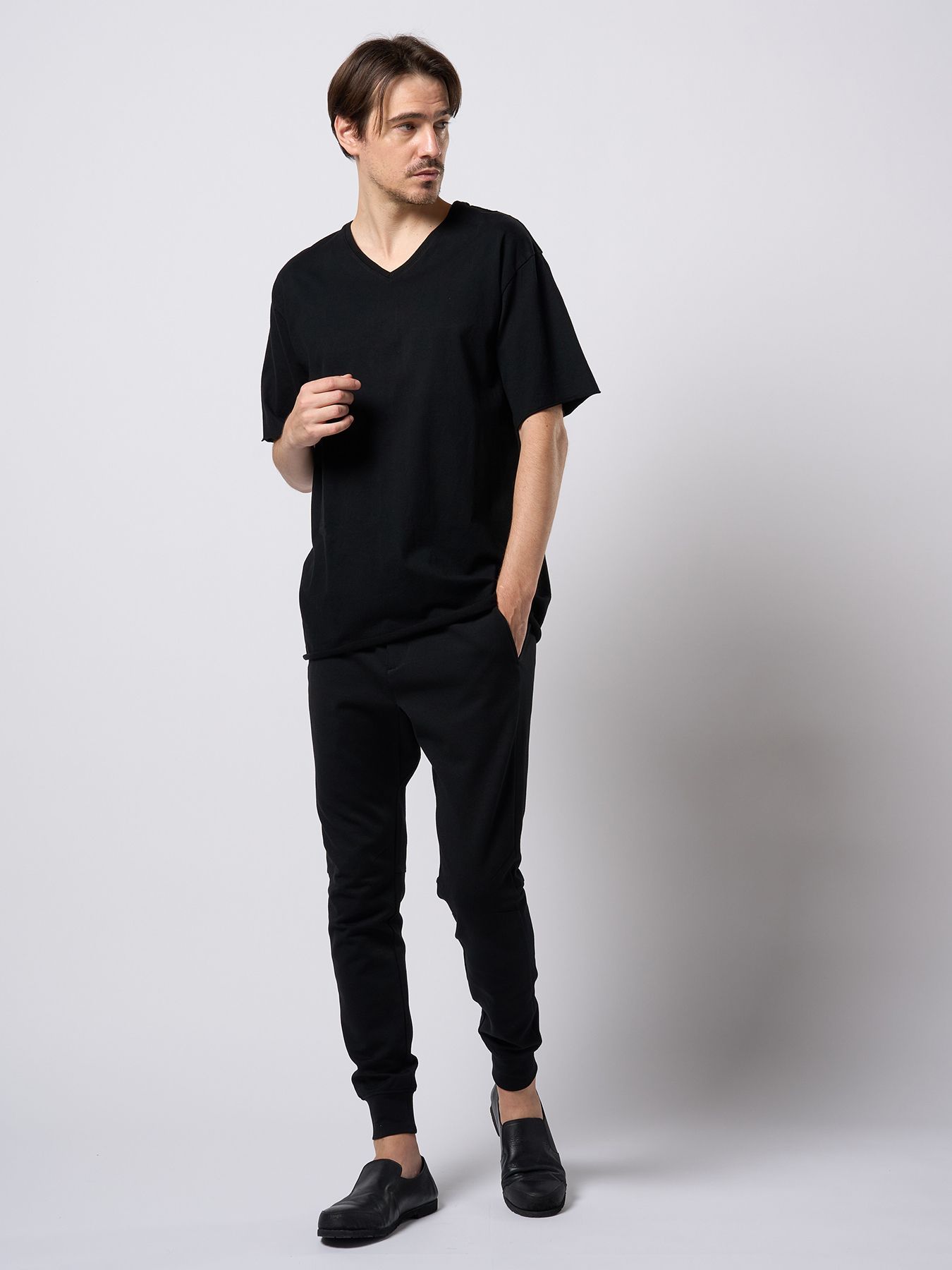 【予約品 9月23日(火) 締切】wide cut-off V-neck S/S / ワイド カットオフ Vネック ショートスリーブ / ディープブラック