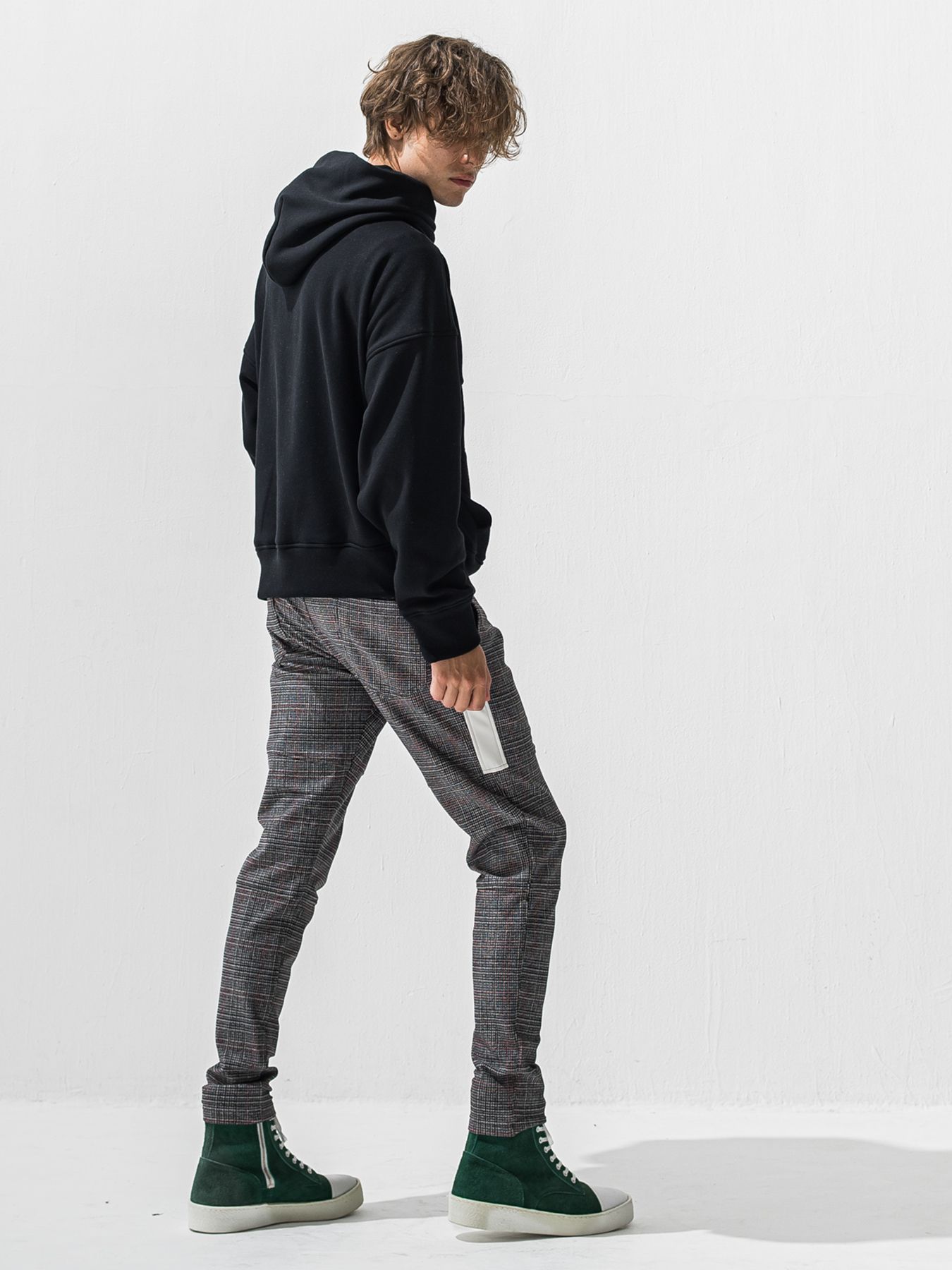 【予約品 9月6日(日) 締切】RC VELOURS FLEECE HOODIE / RCレザーワッペン 裏起毛 ルーズフーディー / ブラック