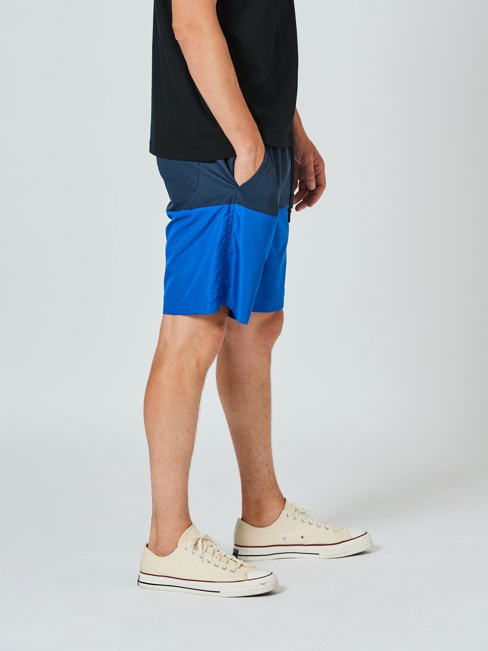(予約品2023年10月19日18時締め) muta Light Shell Shorts / ショートパンツ / ブルー 【Acanthus×muta】