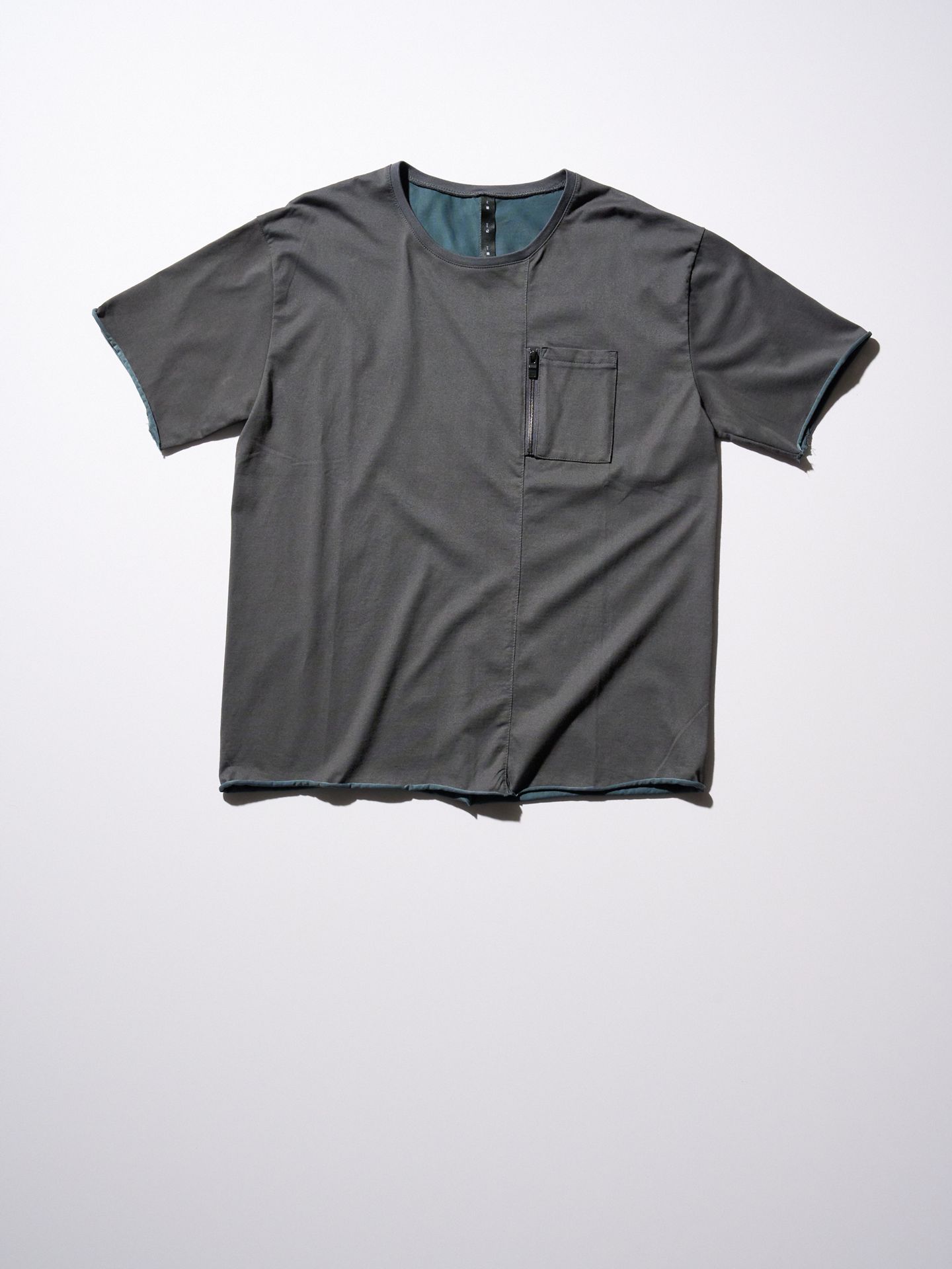 【予約品9月19日 10時締め】 cool touch zip-pocket S/S / Tシャツ / グレー