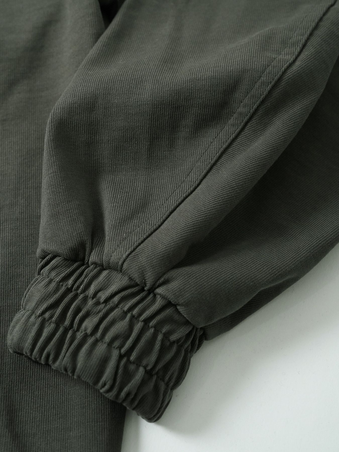 【予約品 5月6日(水) 締切】MOLD-SWEATJACKET / スタンドブルゾン / チャコール