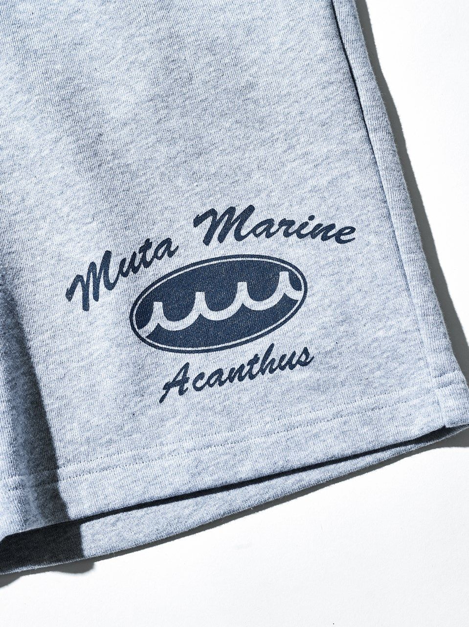 (予約品2023年10月19日18時締め) muta Circle Logo Sweatshorts / スウェットショートパンツ / グレー 【Acanthus×muta】