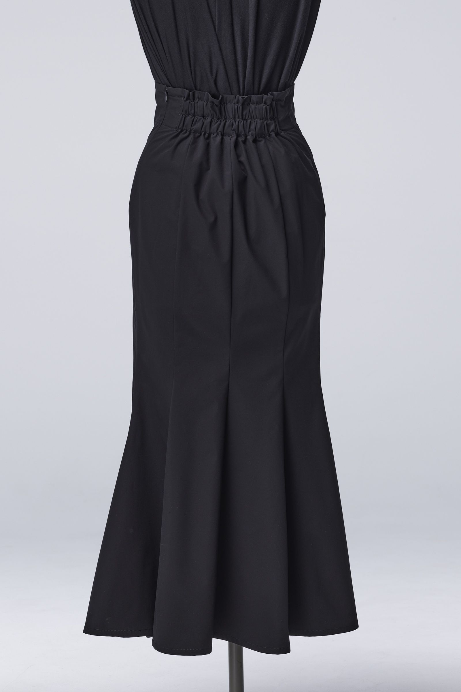 Recycled PEs Mermaid Skirt / ブラック 【THE ONENESS】 12月入荷予定