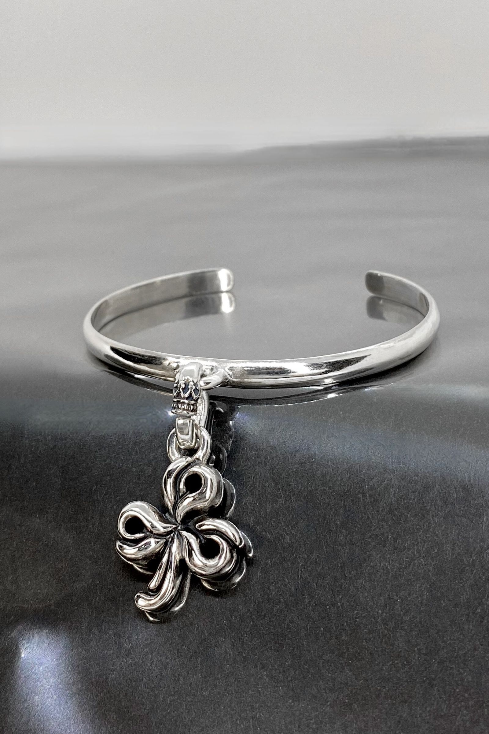 《受注生産》 BANGLE BRACELET [SHAMROCK] バングル 【GOD SIZE】 注文から2～3週間後入荷予定