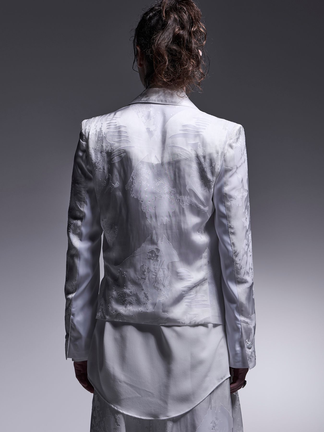 【予約品 7月13日(日) 締切】Short Peaked Jacket / ショートピークドラペルジャケット / ホワイト