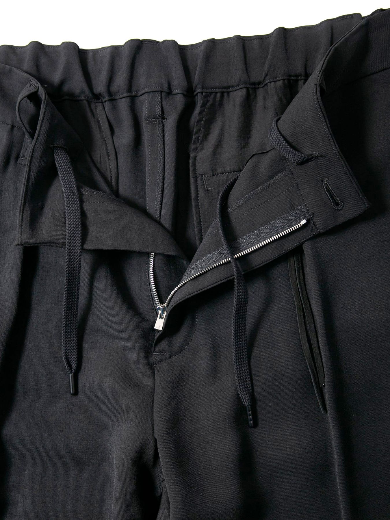 ワイドパンツPolyester Stretch Twill Barrel Wide Pants / ポリエステル ストレッチ ツイル バレル  / ブラック