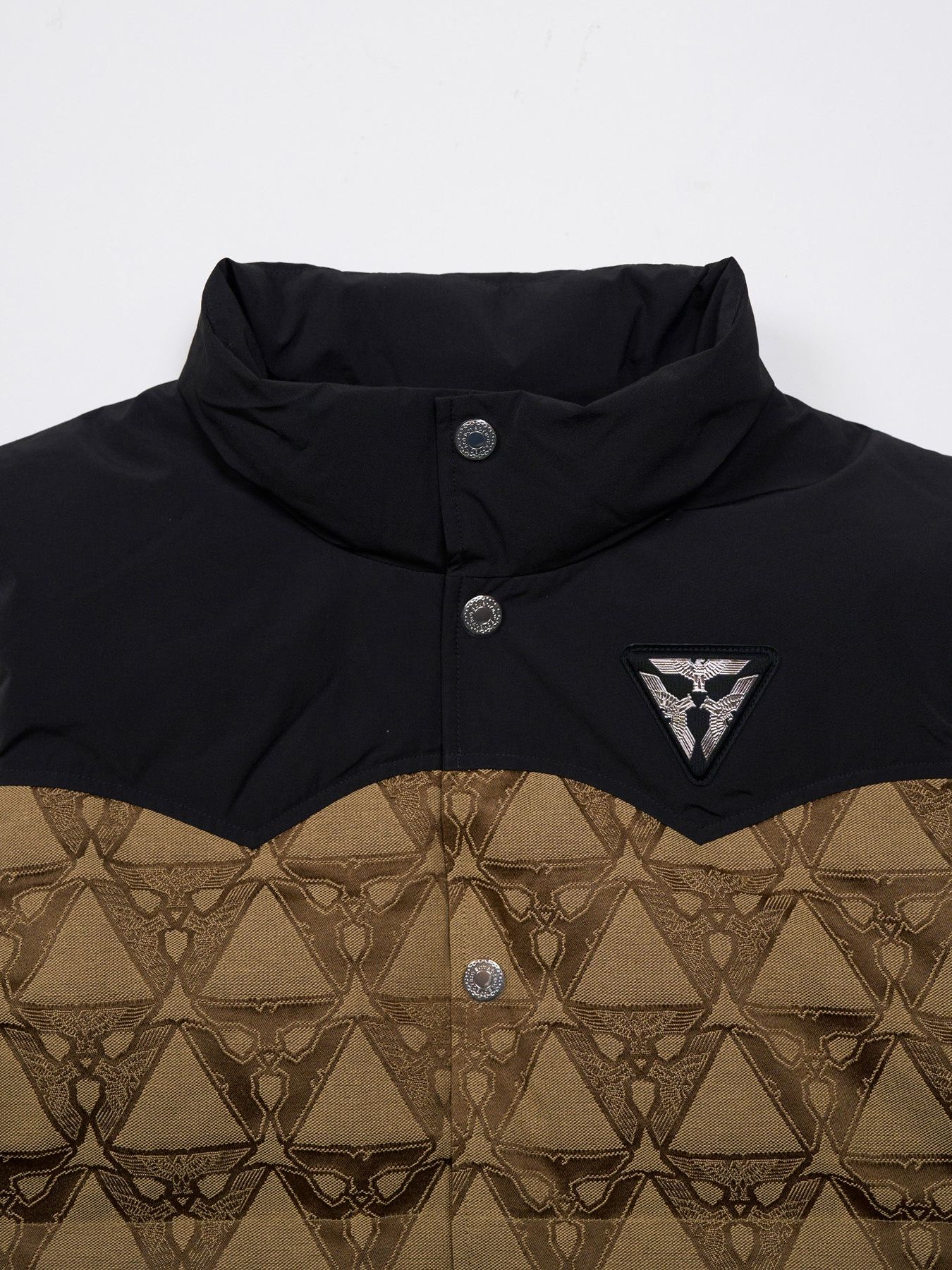 EAGLE "TRIANGLE" JACQUARD DOWN VEST / ダウンベスト / カーキ