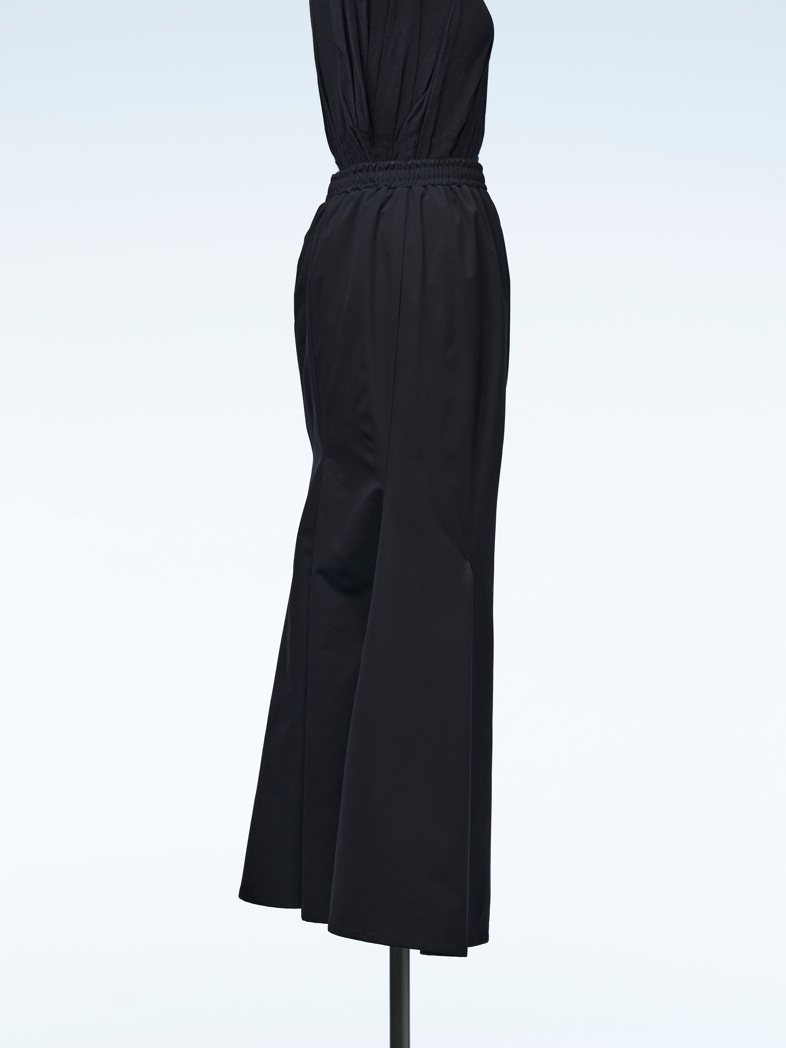 《予約品4月23日18時締め》 EasyFlareMermaidSkirt / マーメイドスカート  / ブラック 【THE ONENESS】 7月中入荷予定