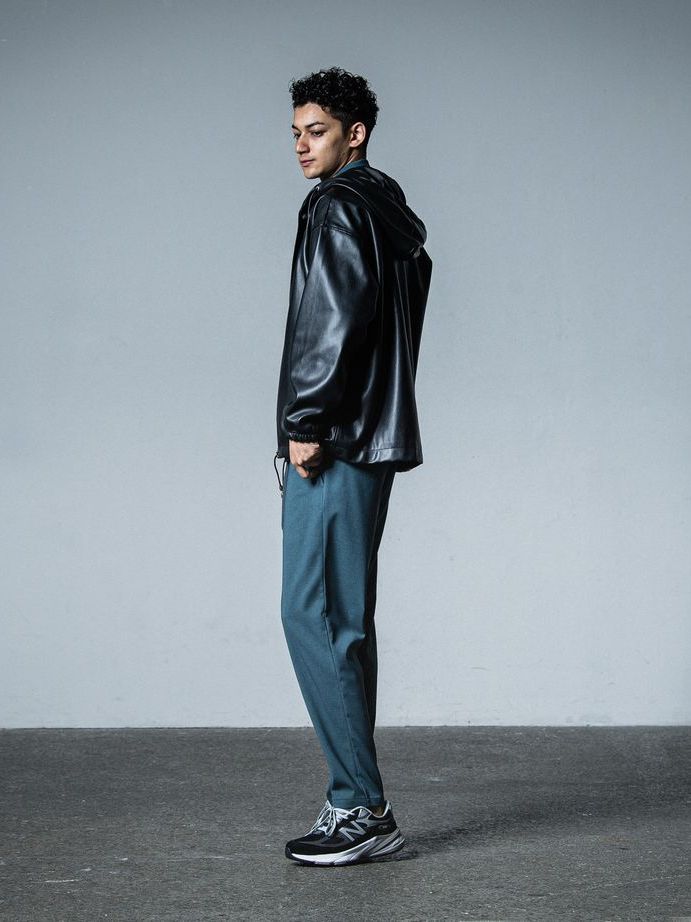 《予約品》 coach hoodie  / レザーコーチパーカー / ブラック