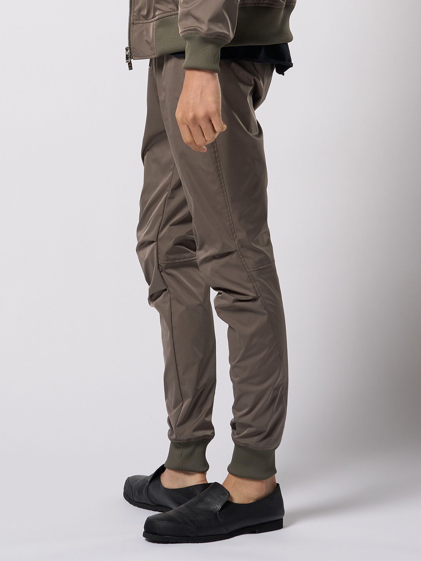 【予約品 9月23日(火) 締切】tuck rib pants / タックリブパンツ / カーキ