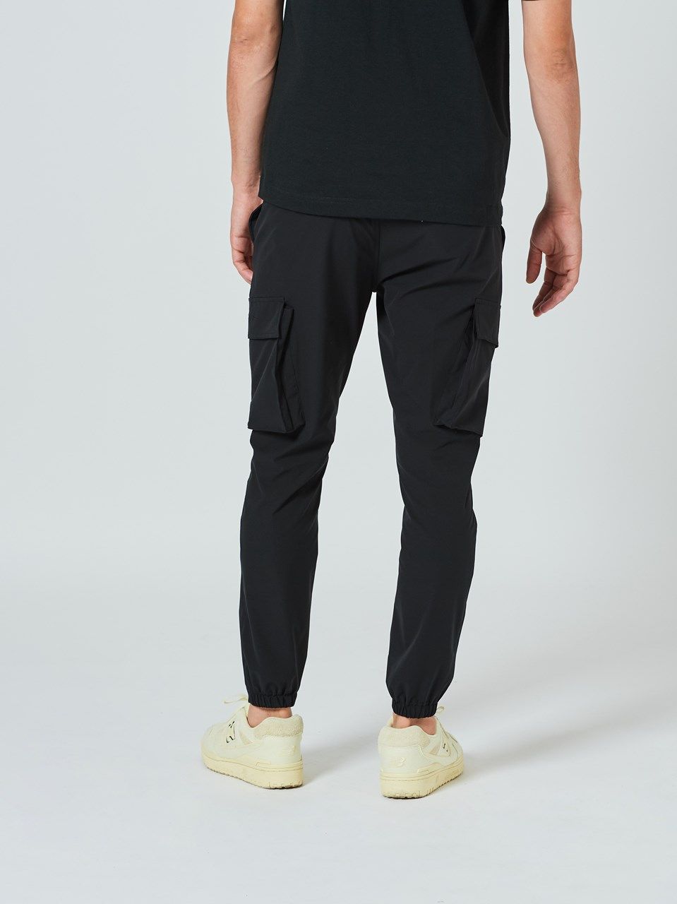 (予約品2023年10月19日18時締め) Light Dry Stretch Cargo Pants / カーゴパンツ / ブラック