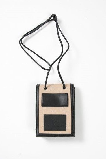 EMBOSSING MINI SHOULDER BAG / BEIGE 【BOY LONDON】