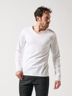 【予約品】 cut-off V-neck L/S / VネックTシャツ / ホワイト