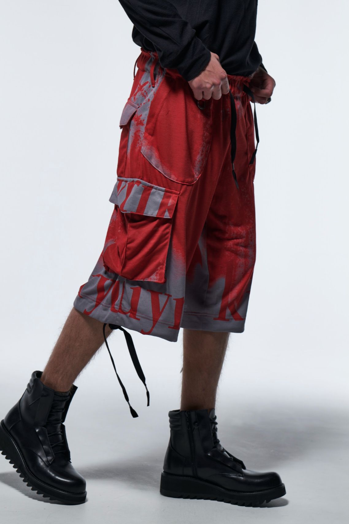 《予約品》 FlareShortCargoPants / レッド＆グレー 【kiryuyrik】 2023年2月以降入荷予定
