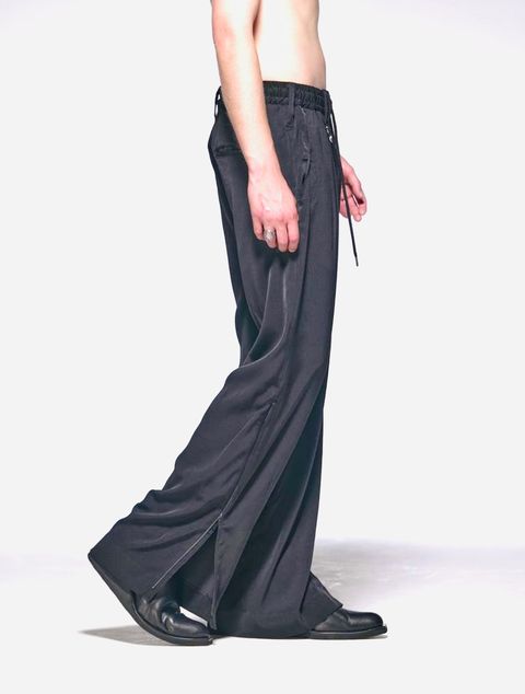 《予約品》 SlitZippWideSlacks / スエードサテン スリットジップ入りワイドスラックス / ブラック